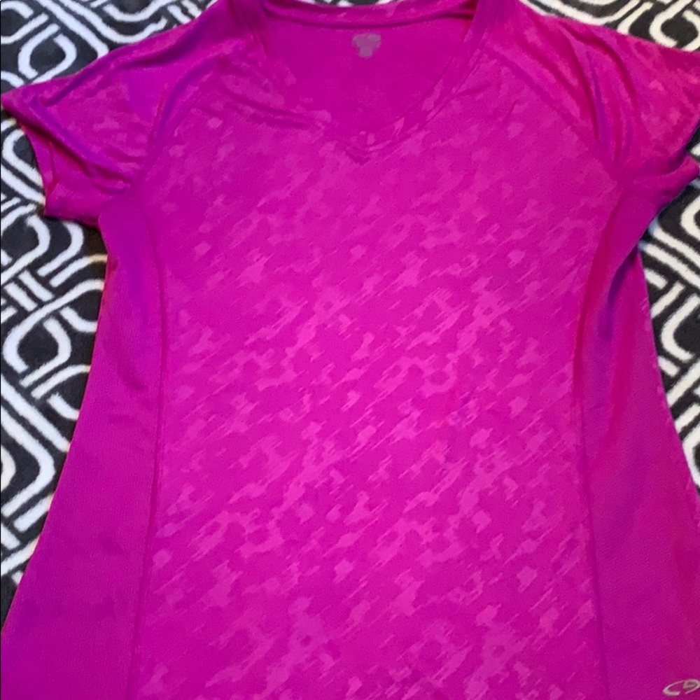 Champion Women’s Active Fitted Shirt Size Medium